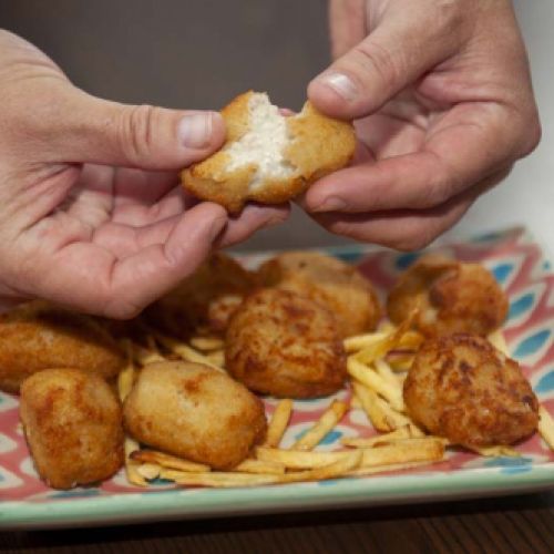 Detalle de la bechamel cremosa de nuestras croquetas